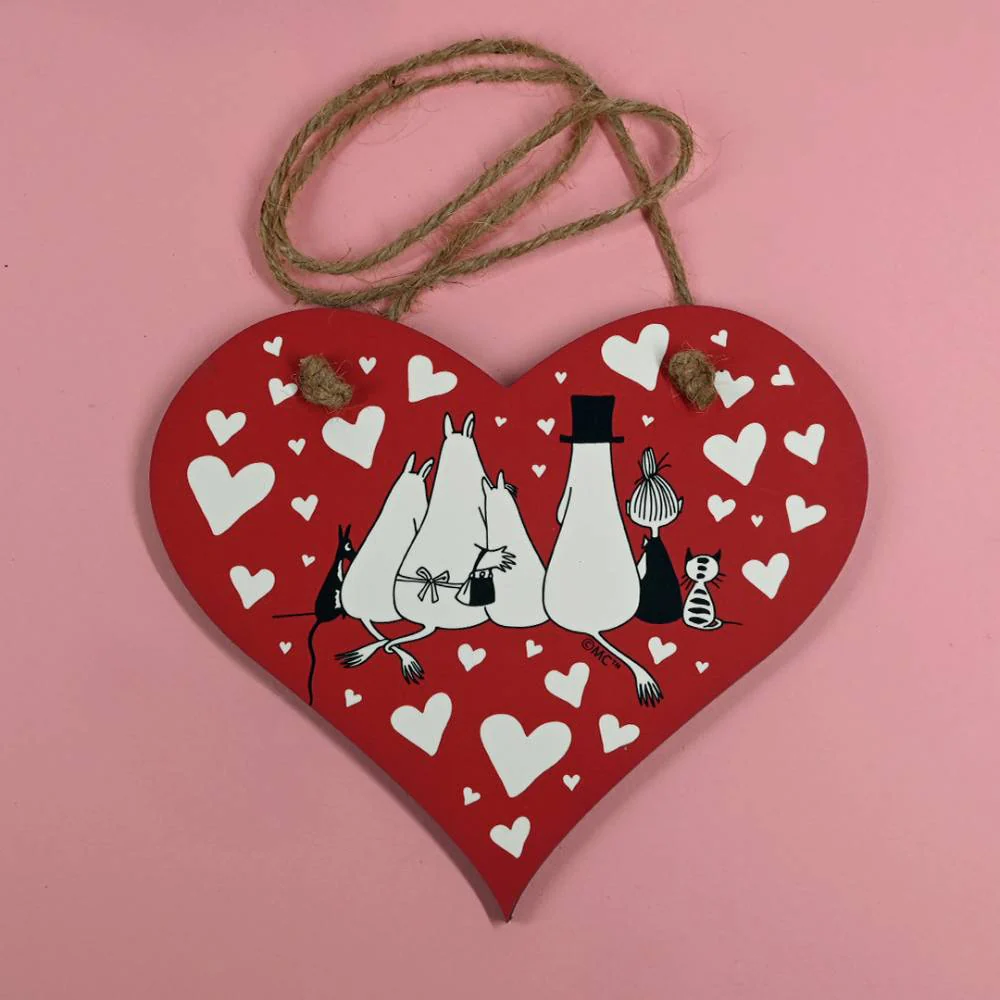 Drewniana zawieszka na drzwi Love Family - The Official Moomin Shop - Image 4