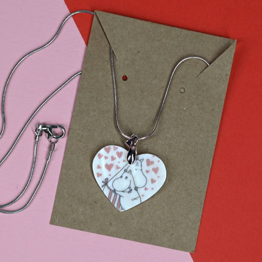 Naszyjnik Muminki Love (róż) - The Official Moomin Shop - Image 4