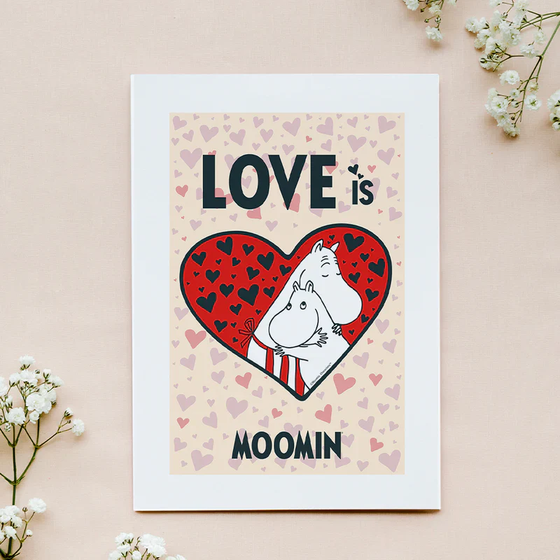 Plakat A3 Muminek i Mama Muminka- The Official Moomin Shop - Image 2