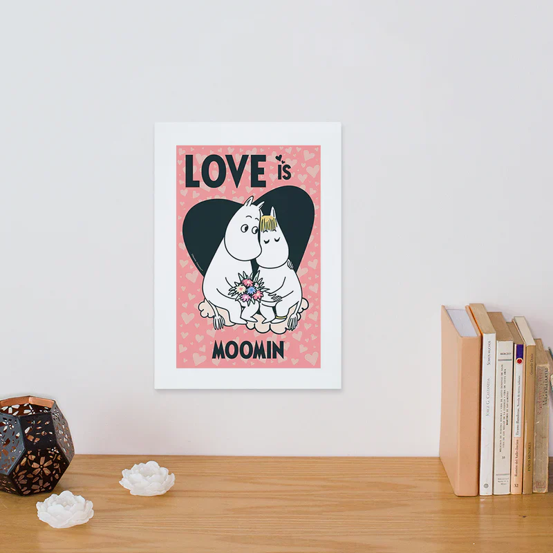 Plakat A3 Przytulone Muminki- The Official Moomin Shop - Image 2