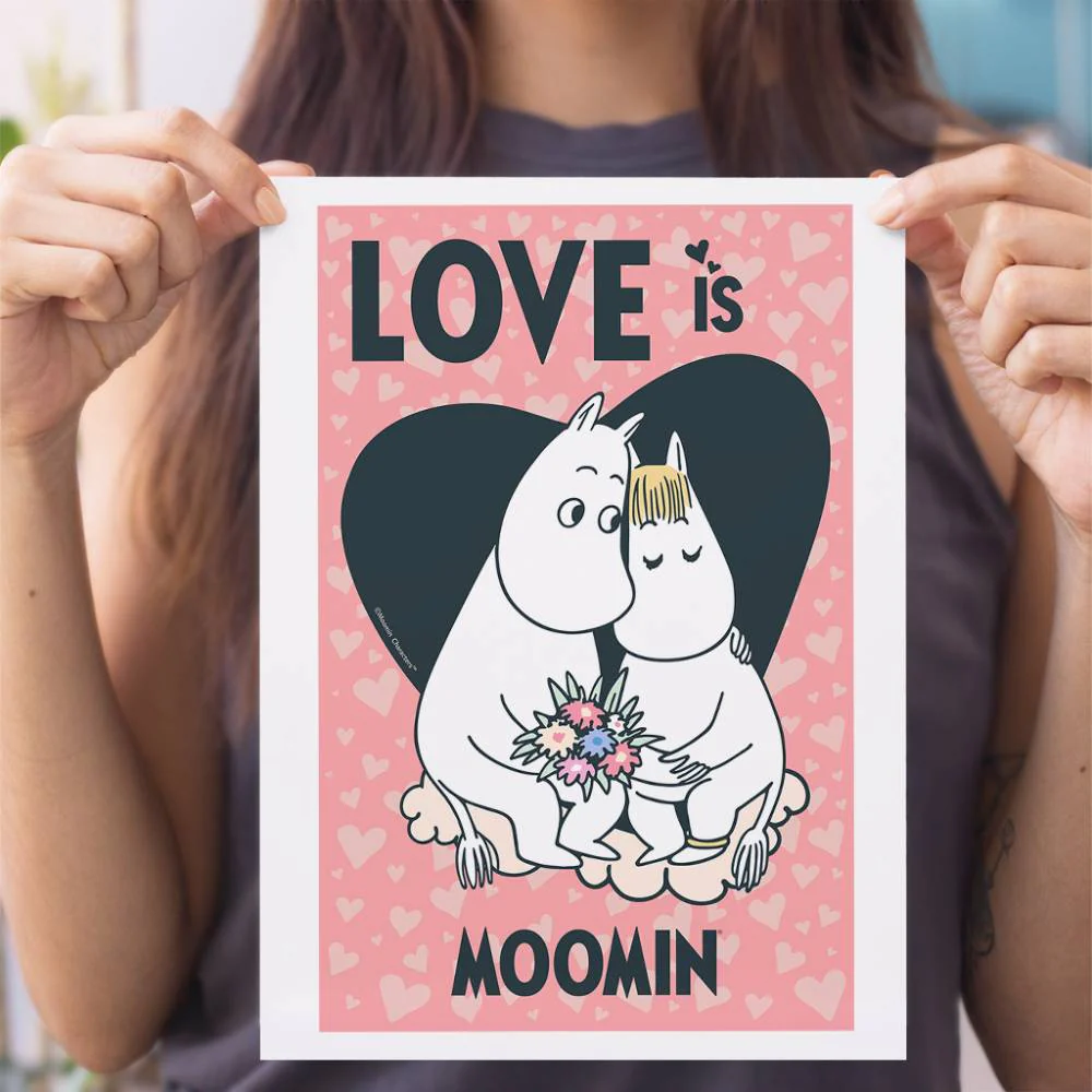 Plakat A4 Przytulone Muminki- The Official Moomin Shop - Image 3
